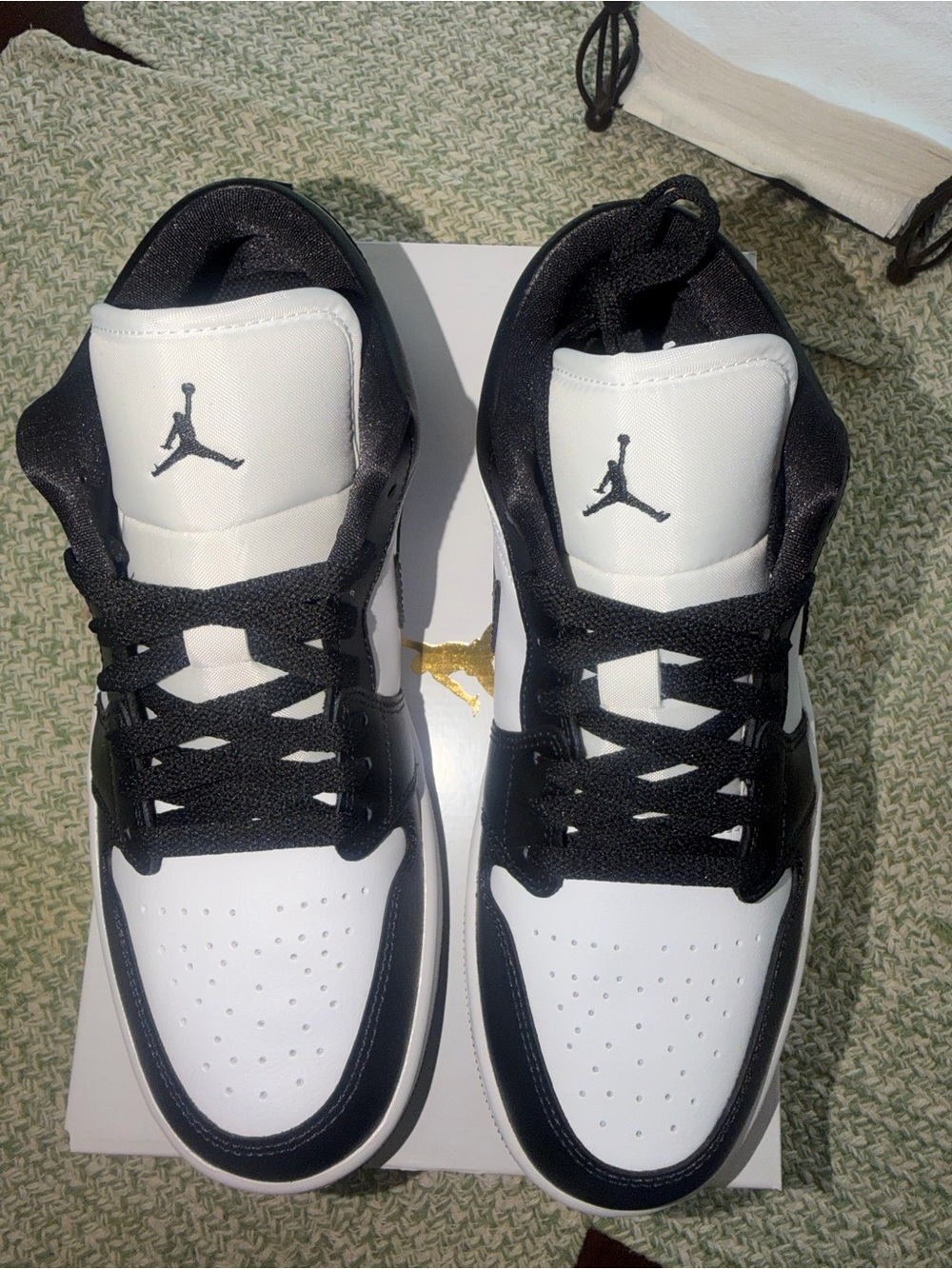 Air Jordan 1 Low women’s  Black & White Low-Top Sneakers size 9 new!!